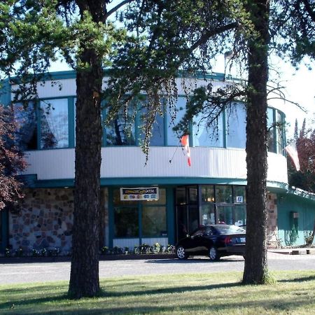 Falcon Lake Hotel Exterior foto